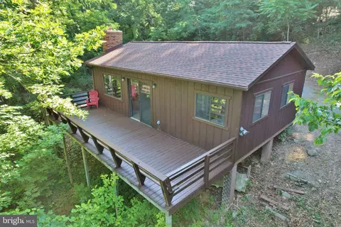 158 Cabin Ln, Mount Jackson, VA 22842