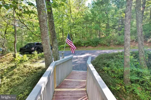 186 A Spitz Ln, Basye, VA 22810 photo 6
