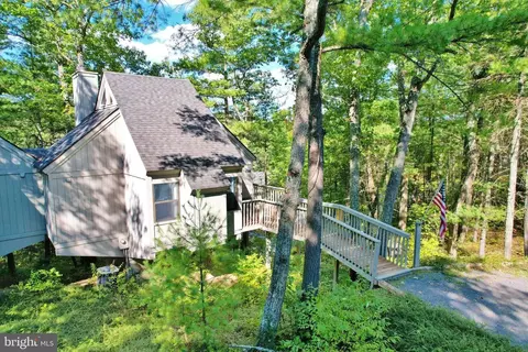 186 A Spitz Ln, Basye, VA 22810 photo 2