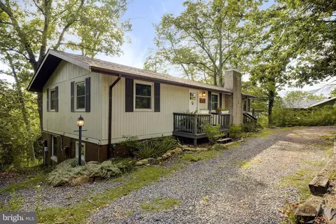 217 Pheasant Dr, Basye, VA 22810 photo 3