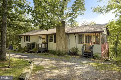 217 Pheasant Dr, Basye, VA 22810 photo 4