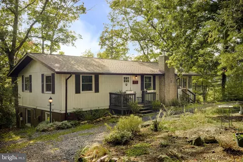 217 Pheasant Dr, Basye, VA 22810 photo 2