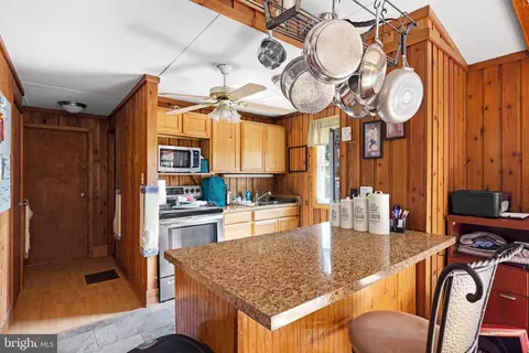 217 Pheasant Dr, Basye, VA 22810 photo 11