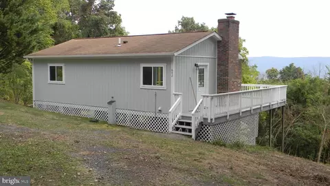 642 Hilltop Ln, Mount Jackson, VA 22842