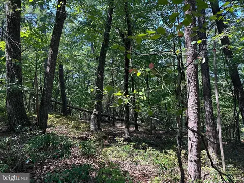 164 Valley View Dr, Basye, VA 22810