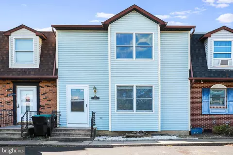 463 N Water St, Woodstock, VA 22664