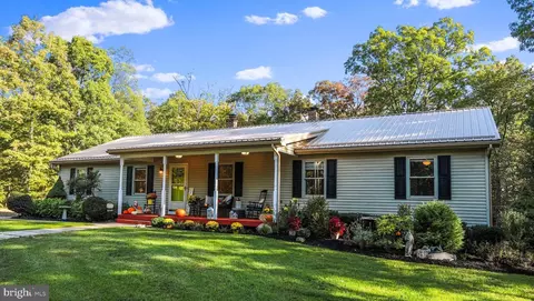 139 Nazareth Dr, Fort Valley, VA 22652