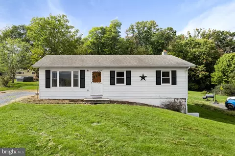75 Harmony Ln, Edinburg, VA 22824