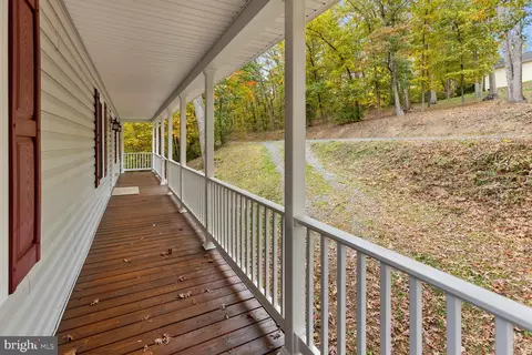 64 Maple Ave, Mount Jackson, VA 22842 photo 4