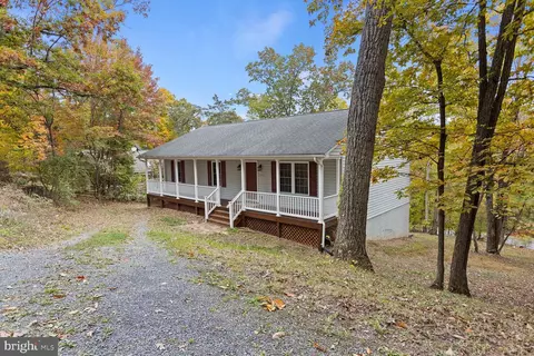 64 Maple Ave, Mount Jackson, VA 22842 photo 2