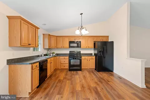 64 Maple Ave, Mount Jackson, VA 22842 photo 8