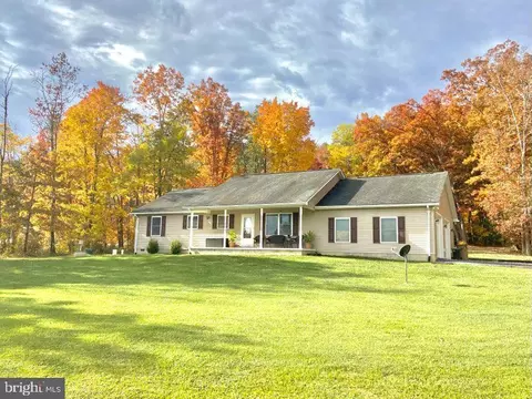 23 Bobby Ln, Edinburg, VA 22824