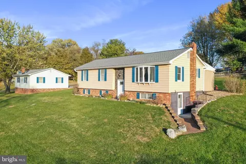 321 High View Dr, Maurertown, VA 22644