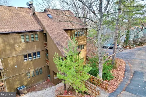 329- Bldg 5 Unit B The Hill Rd #5-B, Basye, VA 22810