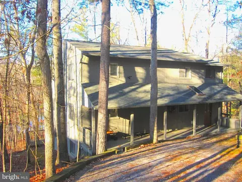 146 Ellis, Basye, VA 22810