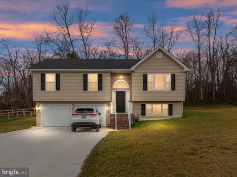 42 Lilleigh Ct, Maurertown, VA 22644