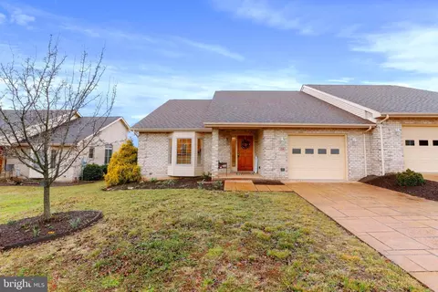 156 Daniel Ct, Strasburg, VA 22657