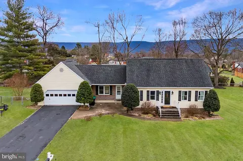 309 Meghann Dr, Woodstock, VA 22664