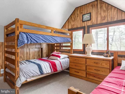 Bedroom - 377 Anderson Rd, Basye, VA 22810 photo 7 of 7