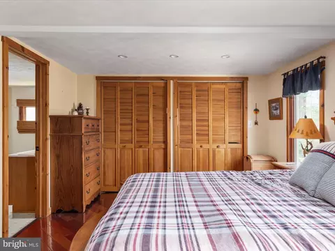 Bedroom - 377 Anderson Rd, Basye, VA 22810 photo 4 of 7