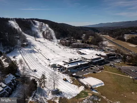 View/Area - 377 Anderson Rd, Basye, VA 22810 photo 6 of 10