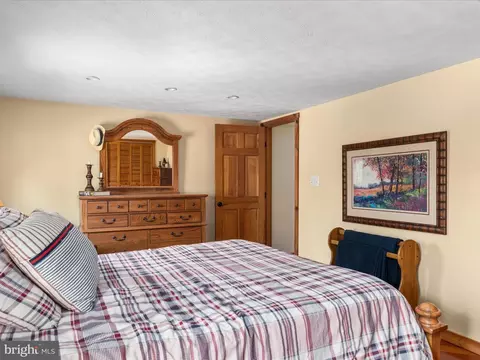 Bedroom - 377 Anderson Rd, Basye, VA 22810 photo 3 of 7