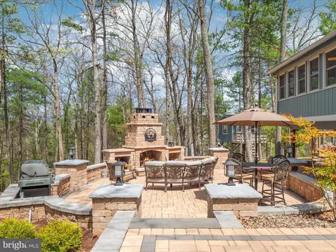 Exterior - 377 Anderson Rd, Basye, VA 22810 photo 3 of 17