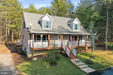 228 Sandpiper Dr, Basye, VA 22810