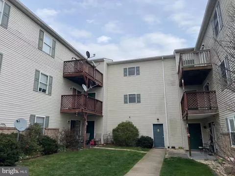 1288 Ox Rd #D-1, Woodstock, VA 22664