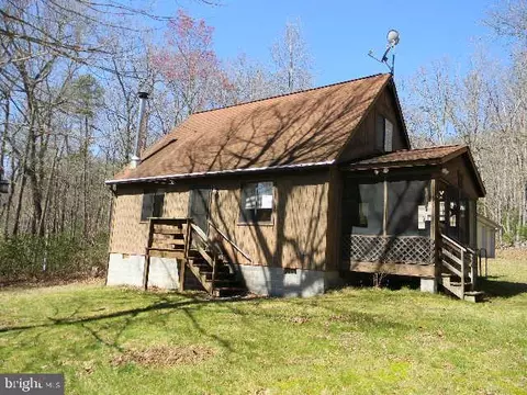 1635 Alum Spgs, Mount Jackson, VA 22842