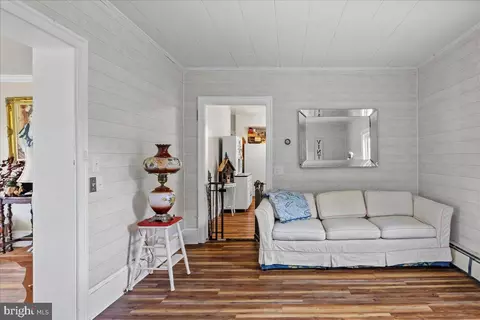 Bedroom - 10932 Senedo Rd, Mount Jackson, VA 22842 photo 1 of 7