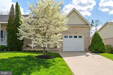 1243 White Rock Ct, Woodstock, VA 22664