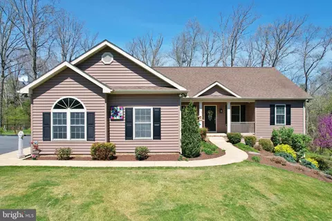 8971 Fort Valley Rd, Fort Valley, VA 22652