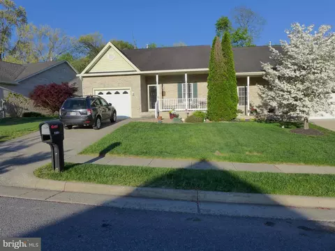 1241 White Rock Ct, Woodstock, VA 22664