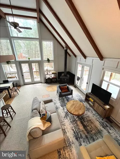325 Connie Rd, Basye, VA 22810 photo 4
