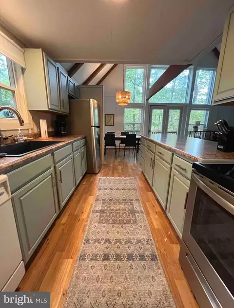 325 Connie Rd, Basye, VA 22810 photo 8