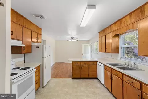 164 Maple Ave, Mount Jackson, VA 22842 photo 6