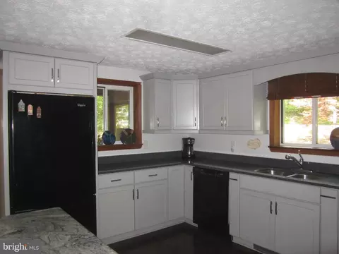 155 Beech, Mount Jackson, VA 22842 photo 10