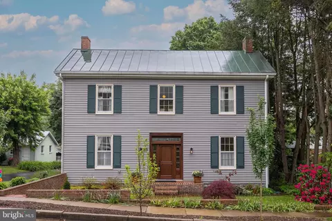 207 S Church St, Woodstock, VA 22664