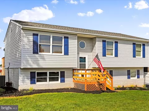 24 Breckenridge Ct, Strasburg, VA 22657