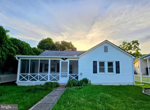 475 Banks Fort Rd, Strasburg, VA 22657