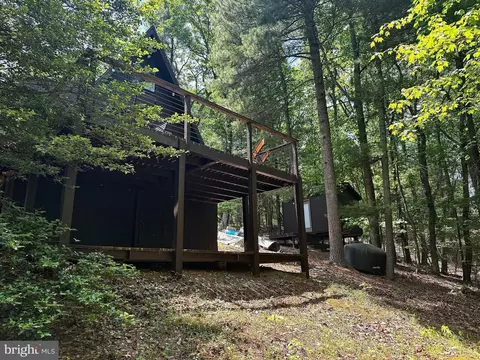 393 S Maple Rd, Mount Jackson, VA 22842 photo 2