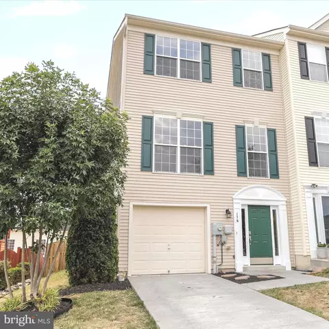 176 Oxbow Dr, Strasburg, VA 22657