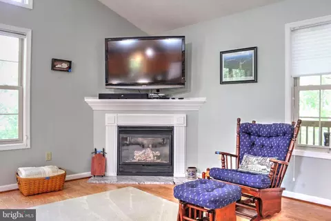 36 Ewells Ridge Rd, Basye, VA 22810 photo 4