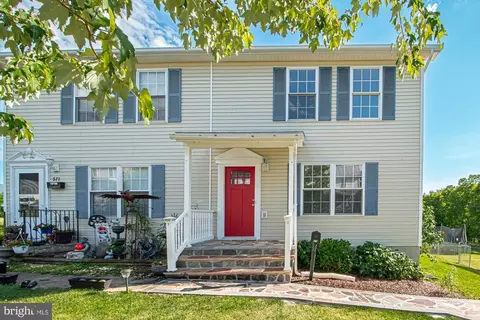 573 Branch St, Strasburg, VA 22657