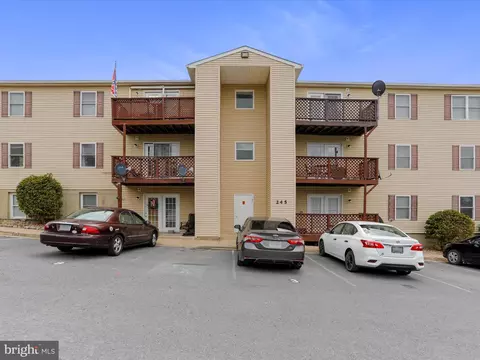 245 Brandy Ct #K-4, Strasburg, VA 22657