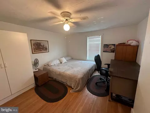 Bedroom - 629 Kelly Rd, Mount Jackson, VA 22842 photo 3 of 9