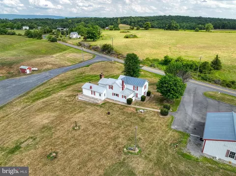 View/Area - 629 Kelly Rd, Mount Jackson, VA 22842 photo 5 of 10