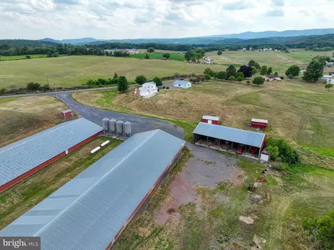 View/Area - 629 Kelly Rd, Mount Jackson, VA 22842 photo 10 of 10