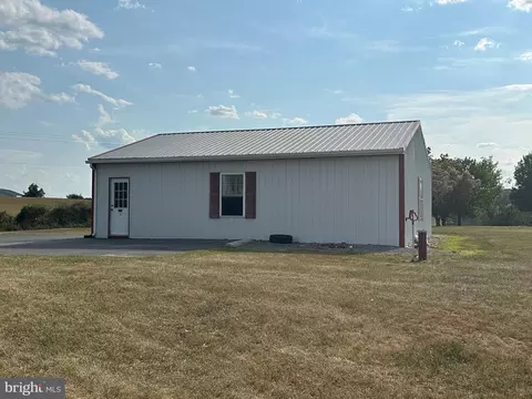 Exterior - 629 Kelly Rd, Mount Jackson, VA 22842 photo 4 of 17